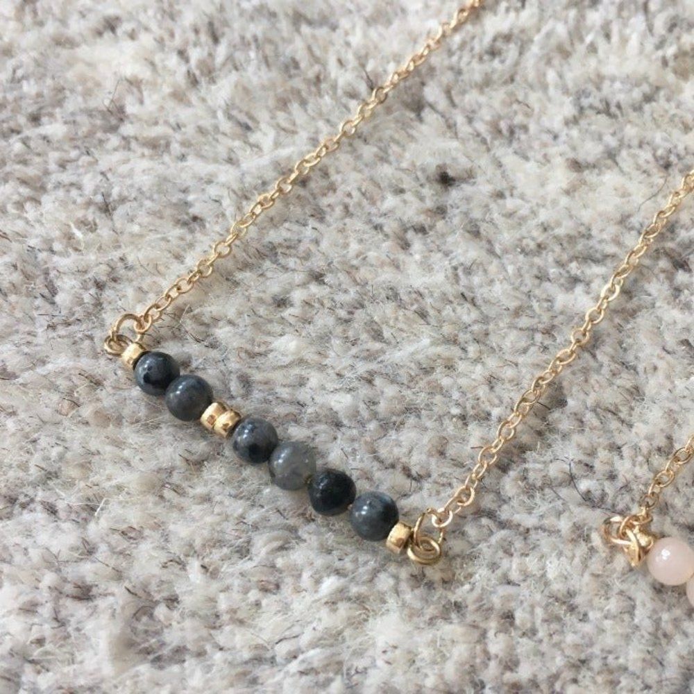Grey Onyx Stone Bar Necklace Gold - Picture 3 of 5
